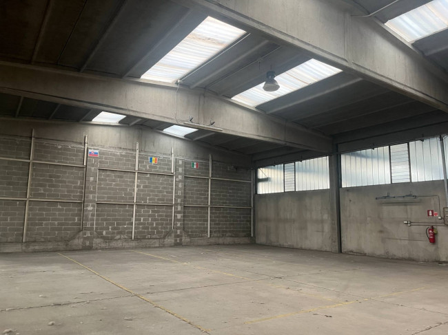 Magazzino in Vendita a Castell'Alfero