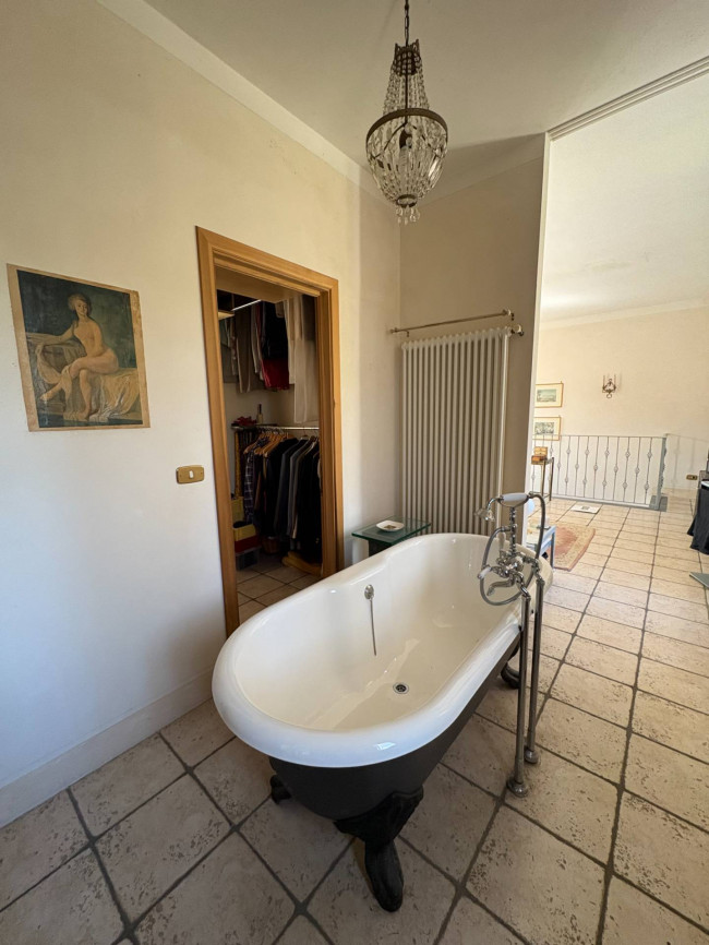 Cascina in Vendita a Ponzano Monferrato