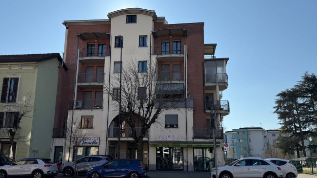Deposito in vendita