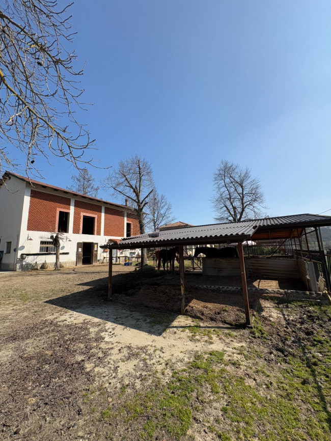 Cascina in Vendita a Ponzano Monferrato