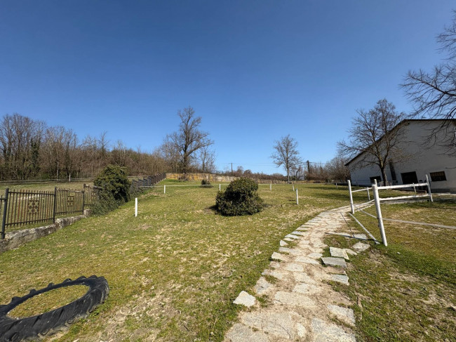 Cascina in Vendita a Ponzano Monferrato
