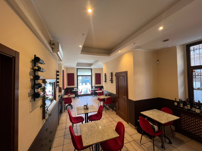 Attività Commerciale - Bar Tavola Calda - Fredda in vendita