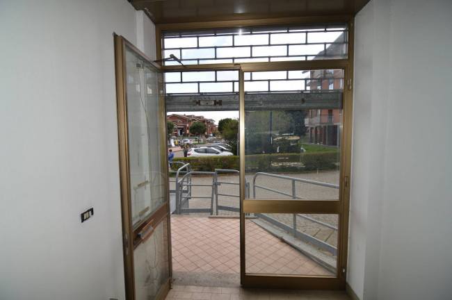 Locale commerciale in Vendita a Leinì