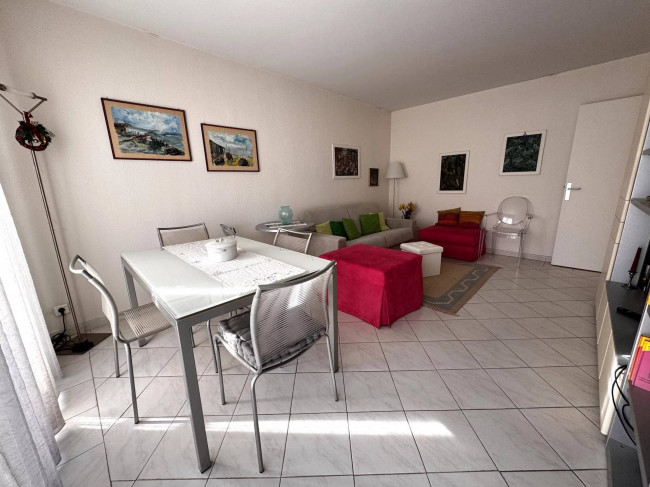 Appartamento in vendita a Antibes