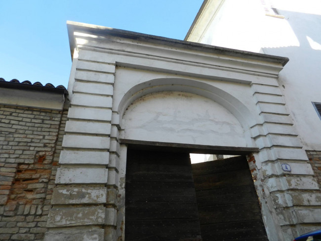 Dimora Storica in Vendita a Castagnole delle Lanze