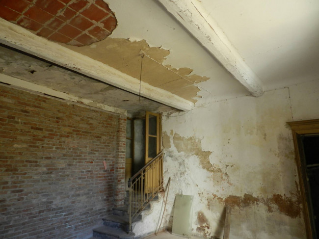 Dimora Storica in Vendita a Castagnole delle Lanze