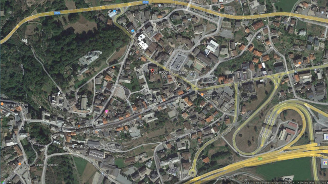 Locale commerciale in Vendita a Chatillon