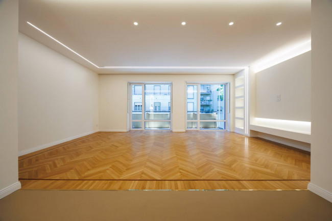 Apartment for Sale to Torino