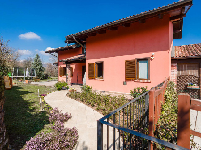 Villa in vendita a Cambiano