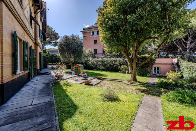 Villa in Vendita a Genova