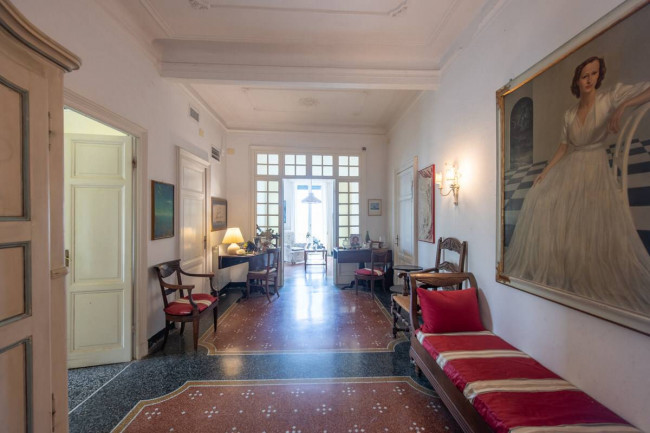 Appartamento in Vendita a Varazze
