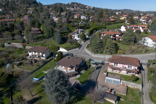 Villa in vendita a Pino Torinese