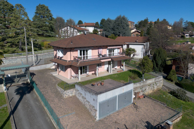 Villa in vendita a Pino Torinese