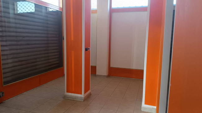 Ufficio in Vendita a Borgaro Torinese