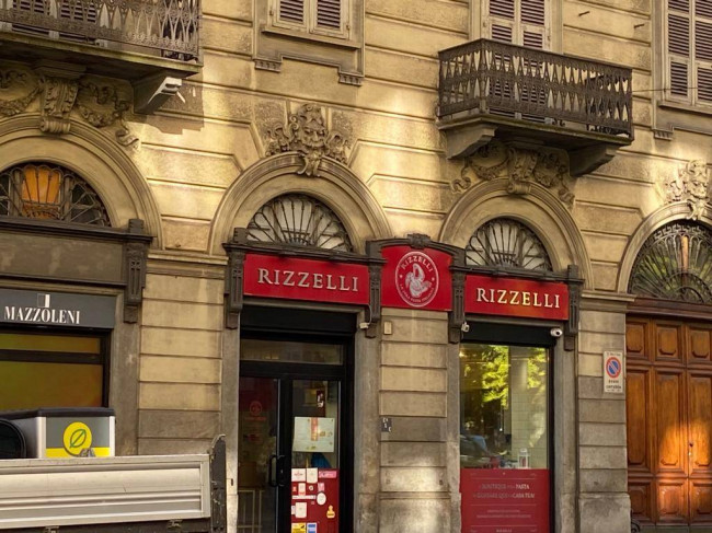 Attività Commerciale - Alimentari - Gastronomia in vendita a Torino