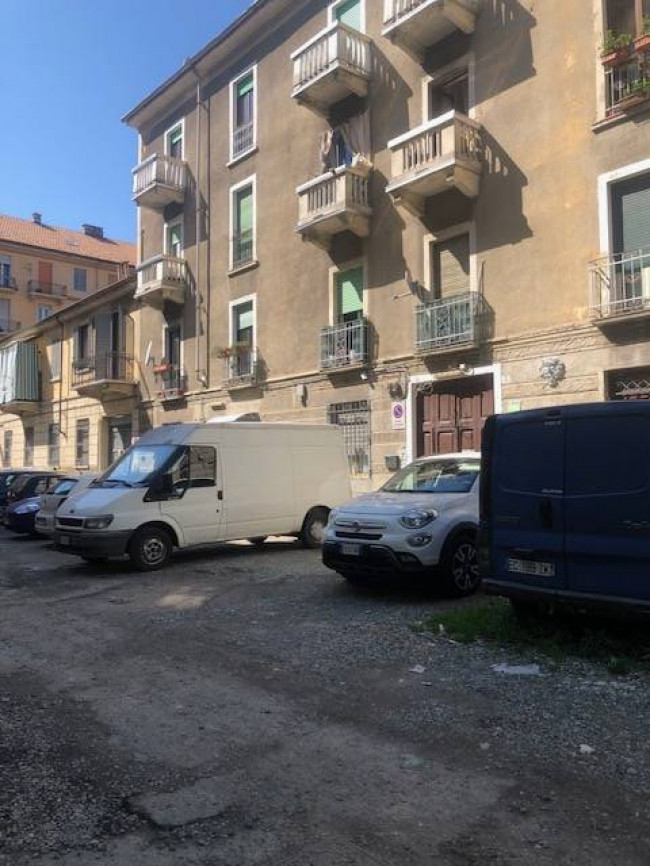 Magazzino in vendita a Torino