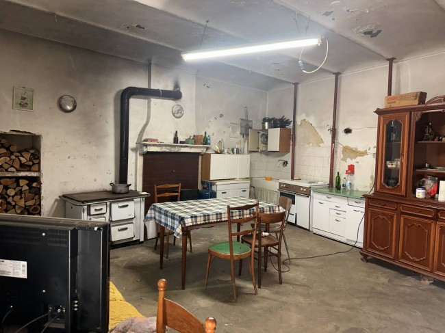 Rustico in vendita a Sangano
