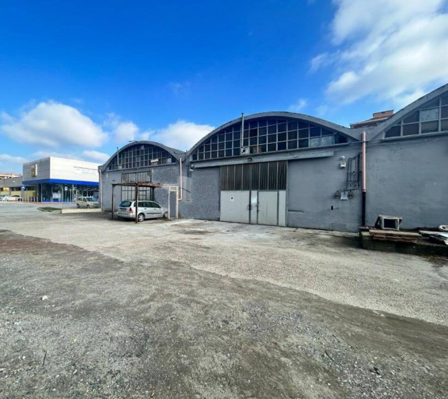 Capannone in Vendita a Orbassano