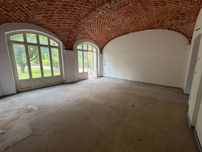 Villa in Vendita a Asti