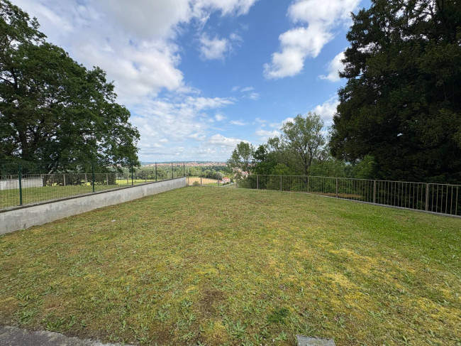 Villa in Vendita a Asti