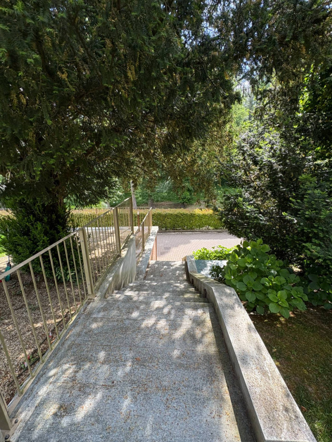 Villa in Vendita a Asti