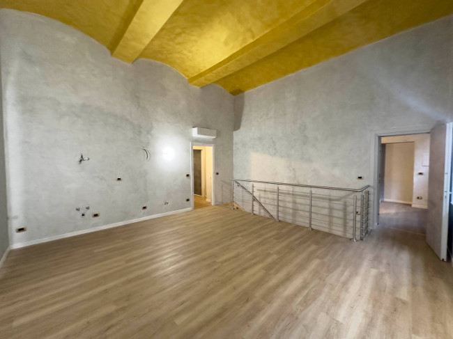 Apartment for Sale to Torino