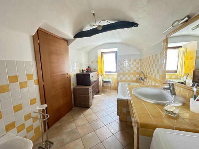 Casa indipendente in Vendita a Chiusa di Pesio