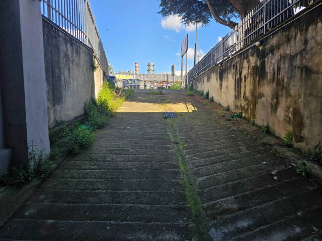 Locale commerciale in vendita a Moncalieri