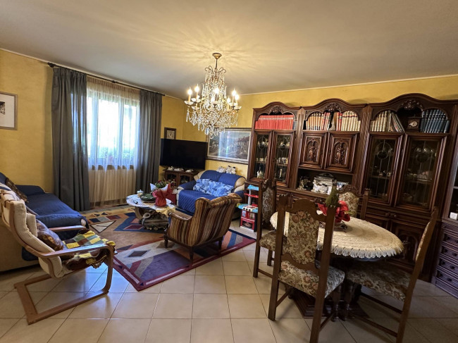 Villa in Vendita a Cuneo