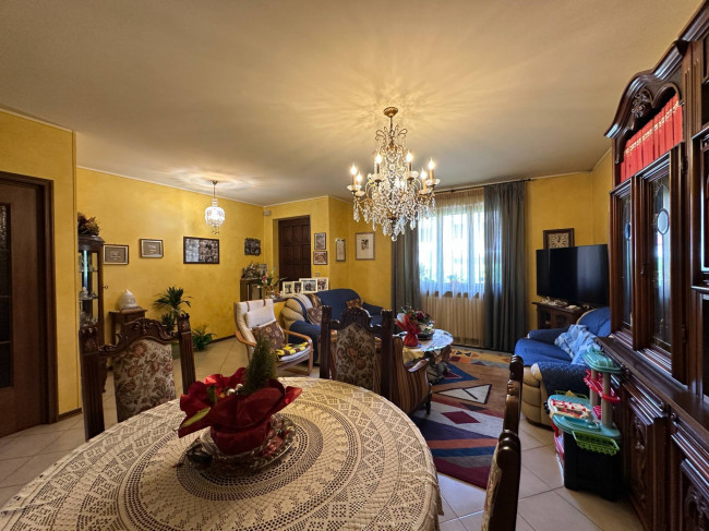 Villa in Vendita a Cuneo