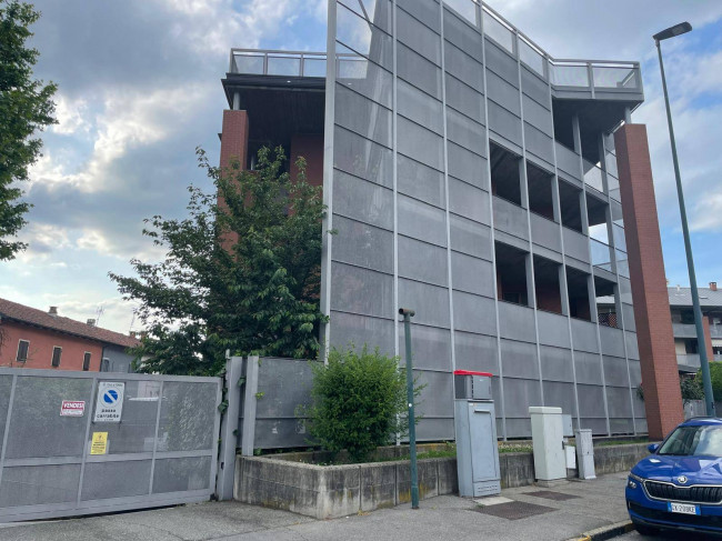 Box o garage in vendita a Torino