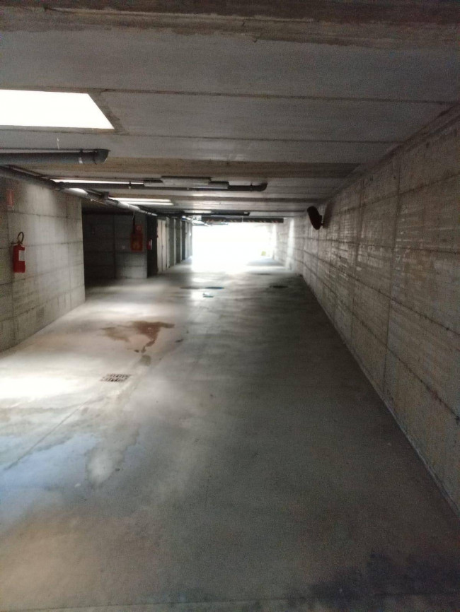 Box o garage in vendita a Torino