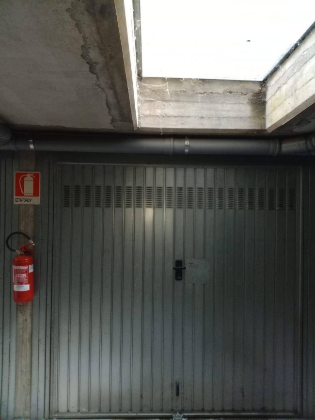 Box o garage in vendita a Torino