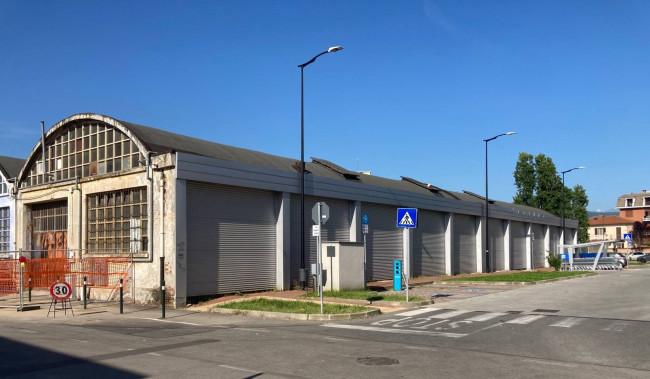 Capannone in Vendita a Orbassano