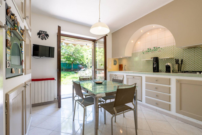 Villa Bifamiliare in vendita a Rivalta di Torino