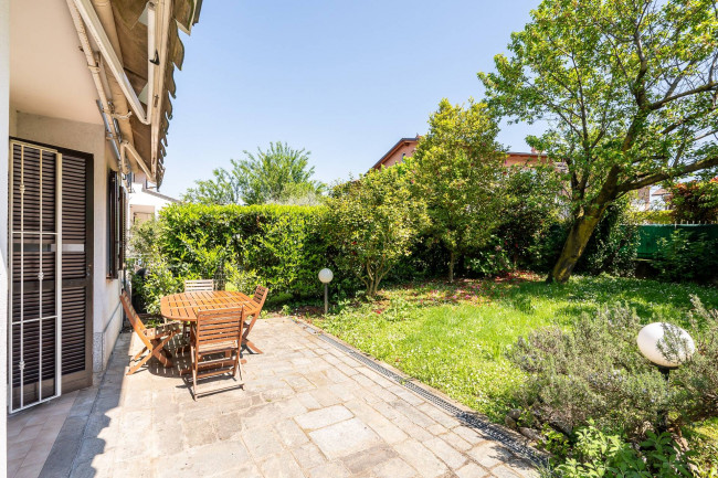 Villa Bifamiliare in vendita a Rivalta di Torino