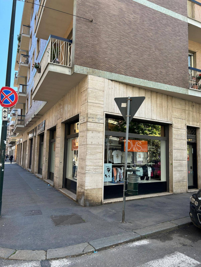 Negozio in Affitto a Torino