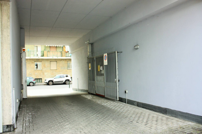 Box o garage in vendita a Torino