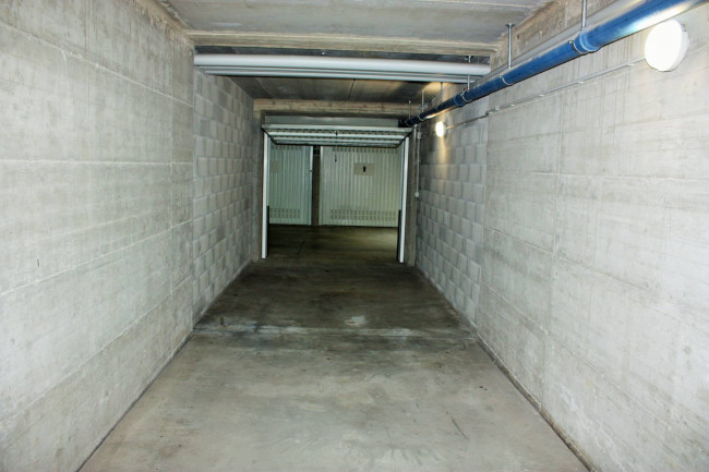 Box o garage in vendita a Torino