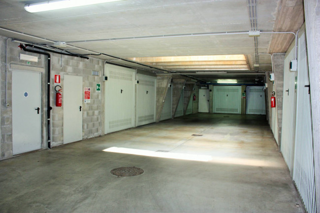 Box o garage in vendita a Torino