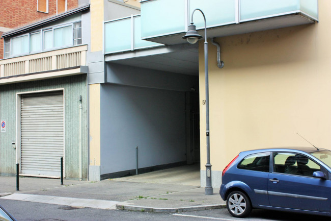 Box o garage in vendita a Torino