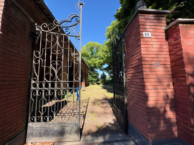 Villa Storica in Vendita a San Salvatore Monferrato