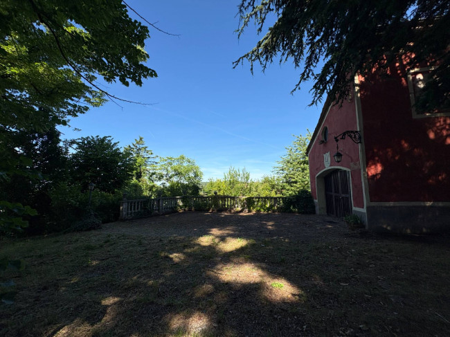 Villa Storica in Vendita a San Salvatore Monferrato