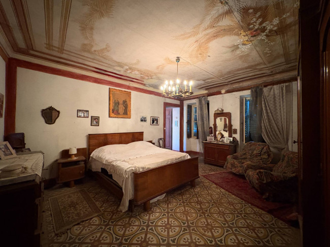 Villa Storica in Vendita a San Salvatore Monferrato