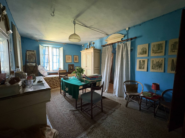 Villa Storica in Vendita a San Salvatore Monferrato