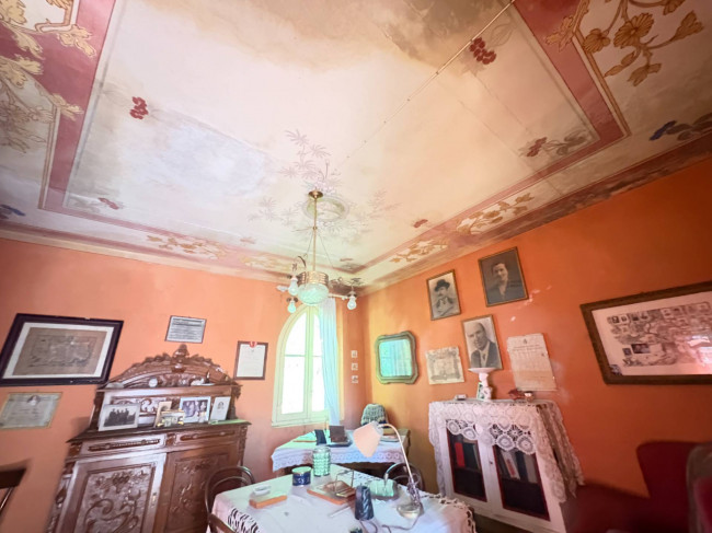 Villa Storica in Vendita a San Salvatore Monferrato