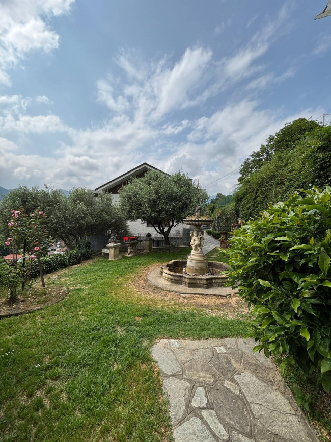 Villa Bifamiliare in vendita a Lanzo Torinese
