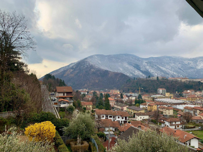 Villa Bifamiliare in vendita a Lanzo Torinese