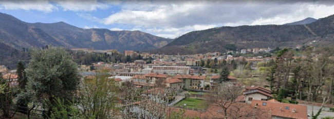 Villa Bifamiliare in vendita a Lanzo Torinese