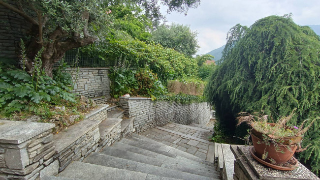 Villa Bifamiliare in vendita a Lanzo Torinese